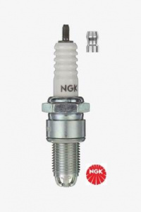 Zapalovací svíčka NGK BP7ET Zapalovací svíčka NGK BP7ET