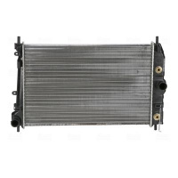 Chladič motoru NISSENS 66701 Chladič motoru NISSENS 66701