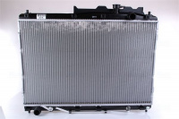 Chladič motoru NISSENS 67528 Chladič motoru NISSENS 67528